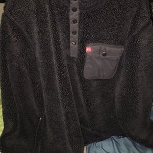 The American OutDoorsMan Furry PullOver